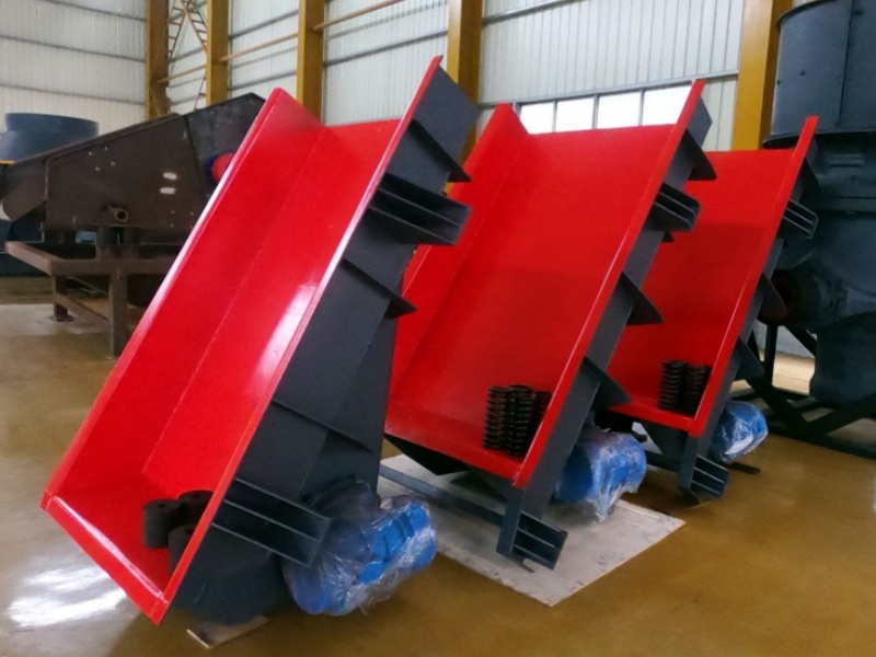 懸掛給料機 懸掛給料機